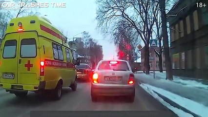 Dashcam Accidents Compilation - November 2015 - Ep #99