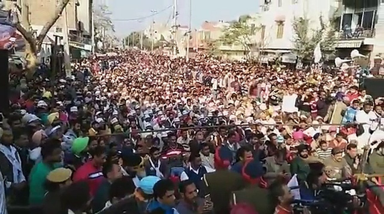 Arvind Kejriwal Jalalabad  LIVE (1)