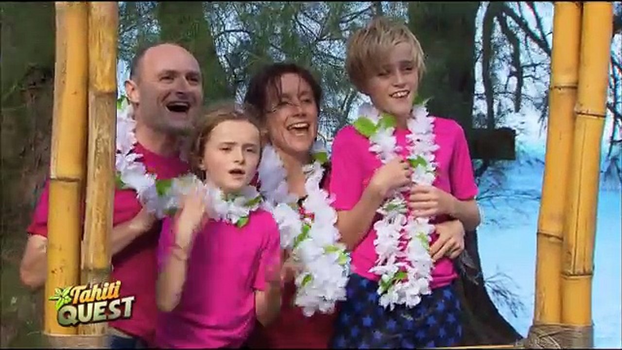 TAHITI QUEST Episode 1  - Les Familles se prennent en photo _ Bonus #4 Saison 3 sur Gulli-Z18kgN-0Dt8