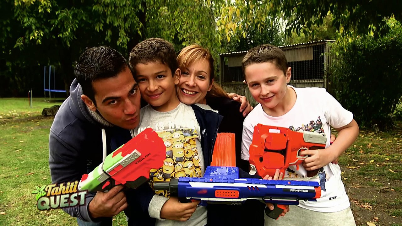 TAHITI QUEST Episode 1  - Présentation de la famille Violet _ Saison 3 sur Gulli avec Olivier Minne-L1Kr-8Yic_s