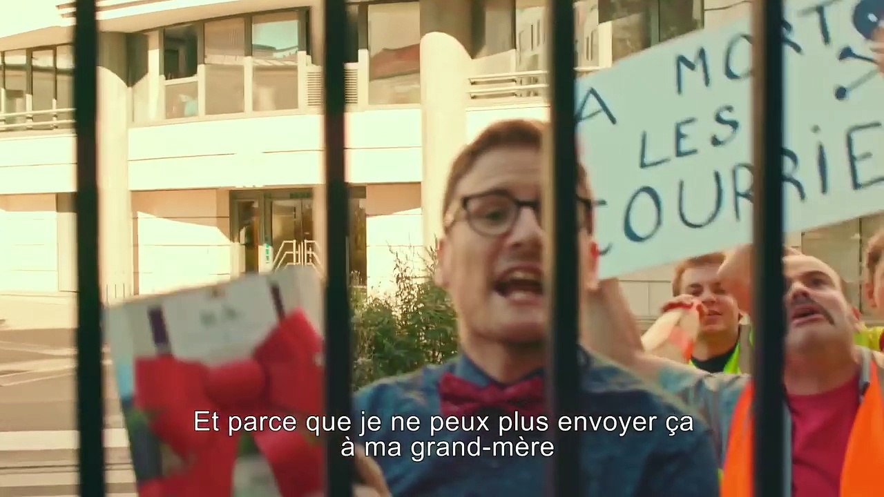 What The Fuck France - Les Grèves-UK_l7gWaFTI