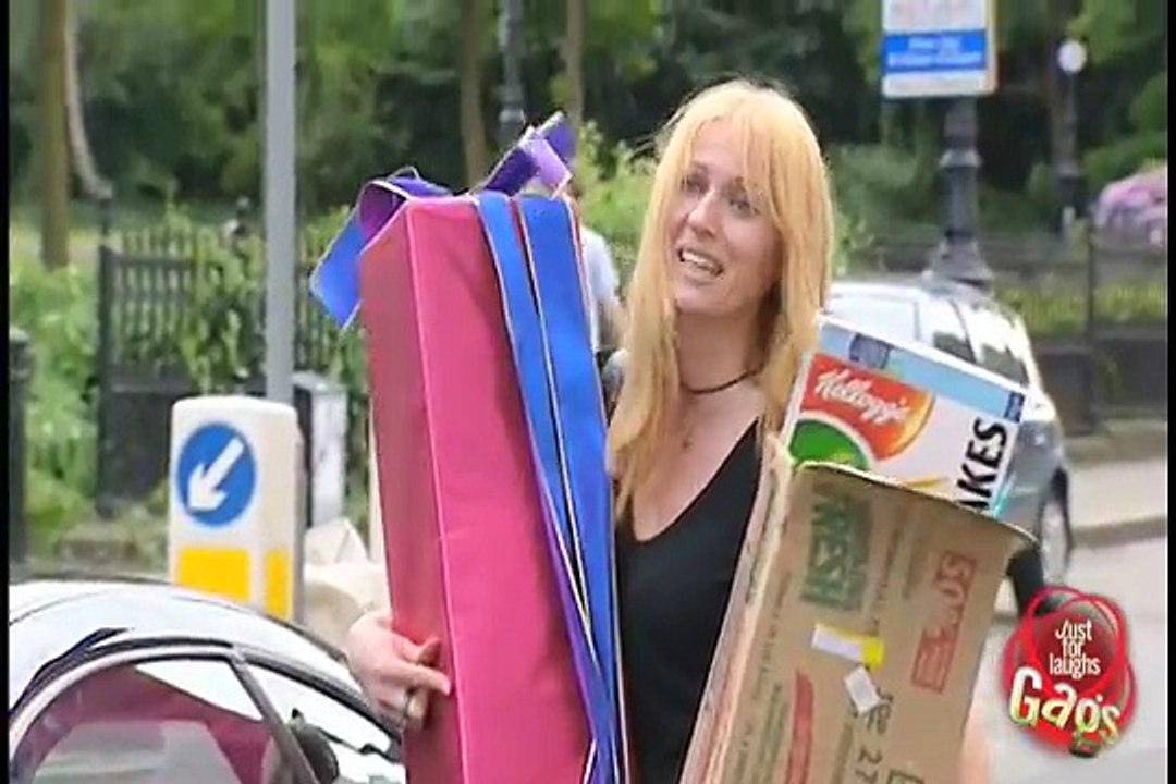 Lost Skirt Prank - Just For Laughs Gags