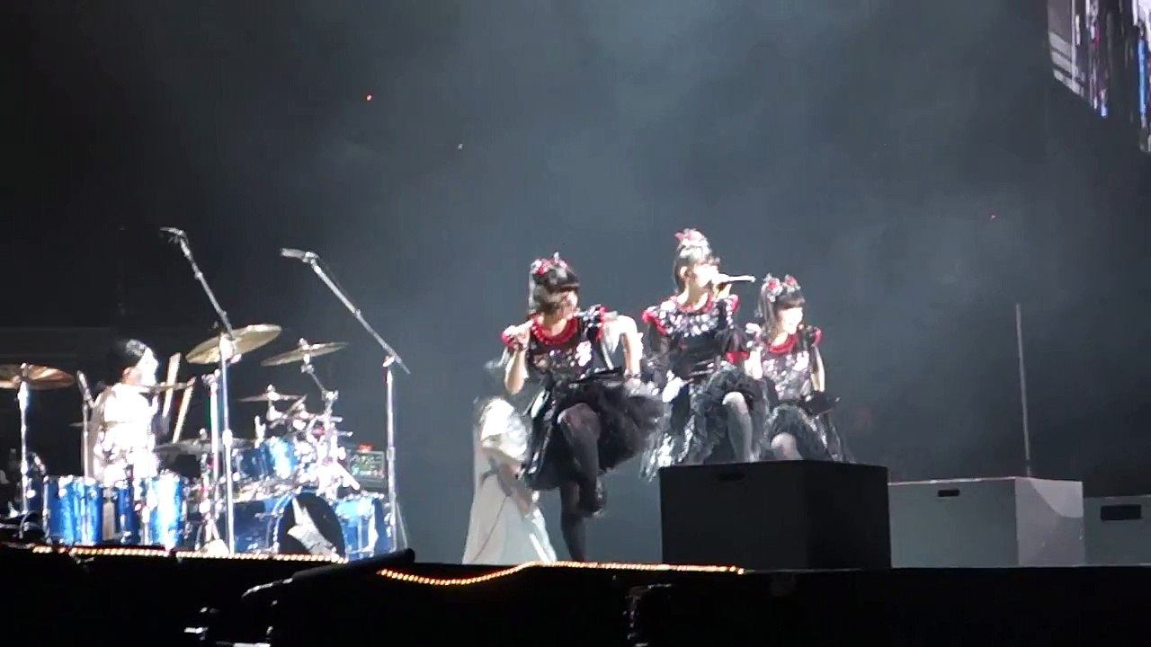 BABYMETAL  KAMIBAND Solo  Awadama Fever @ Osaka Kyosera Dome 2017.01.21
