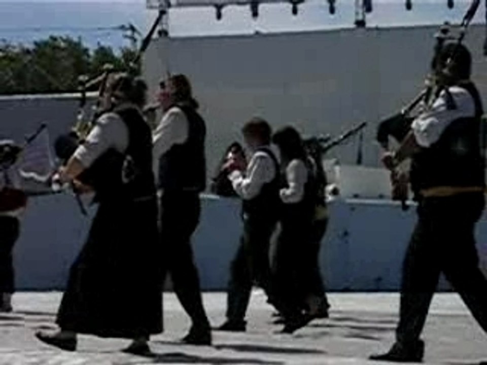 GRANDE PARADE  BAGAD LANESTER STADE DU MOUSTOIR FIL 2007