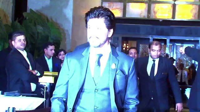 Dhoom 4 _ Shahrukh Khan To Play Villian _ Ranveer Singh As Cop