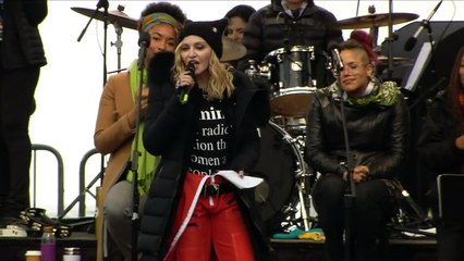 Apparition surprise de Madonna à la "Marche des femmes"