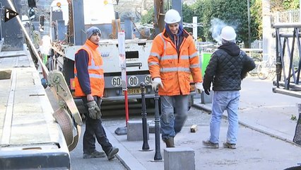 Vague de froid  - le difficile travail en extérieur-C9wAbdt_wIY