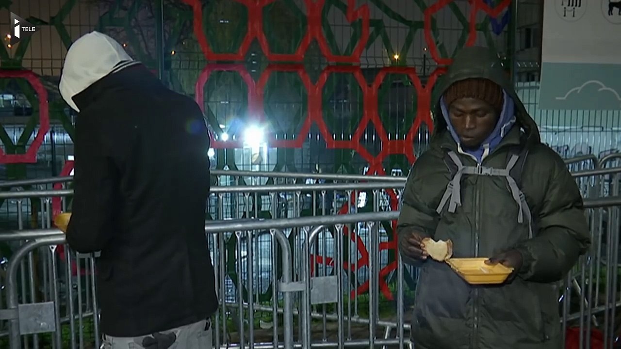 A Paris, l'hébergement des migrants face à la saturation-h7I72t1D2OA