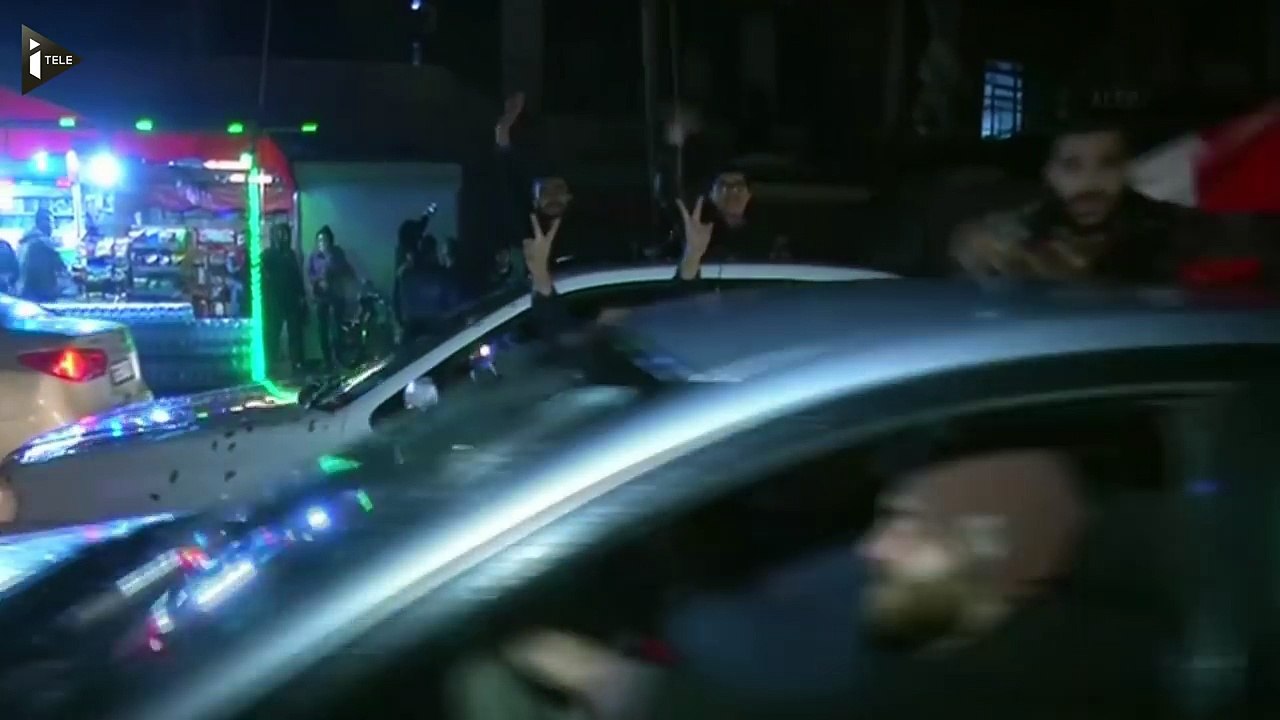 Alep-est, bientôt reprise par le régime, en proie au chaos-YZtwMU4IrUM