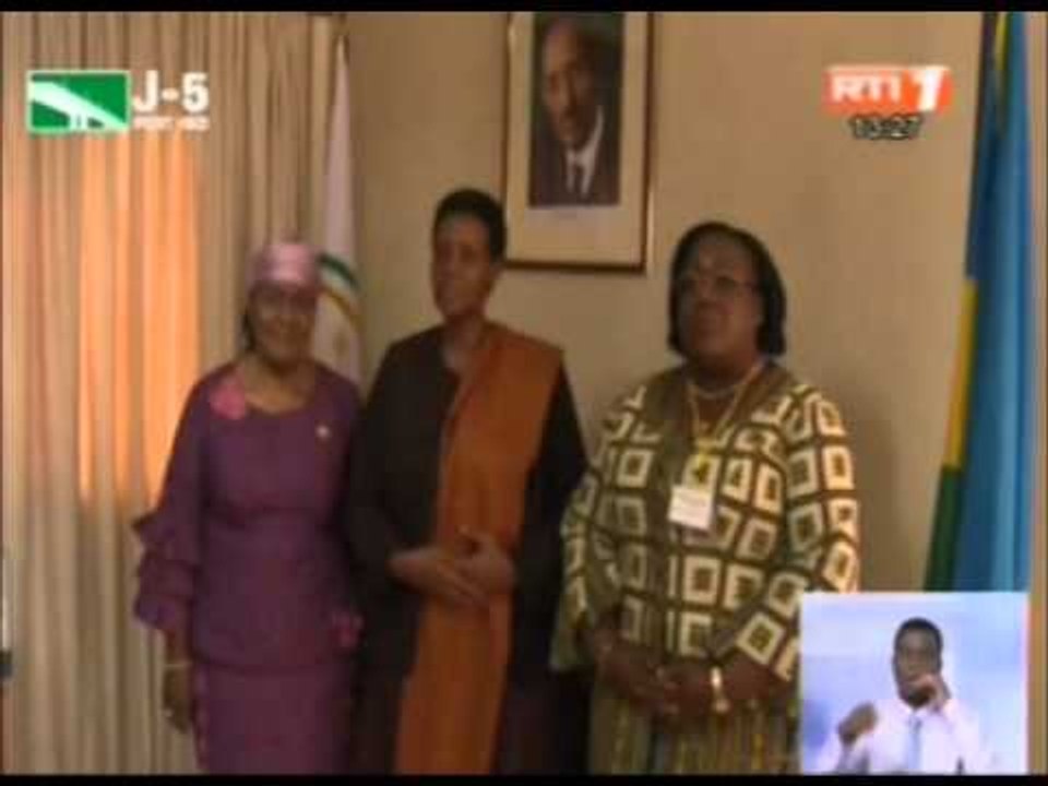 La ministre de la solidarité Anne Désirée Ouloto en mission au Rwanda