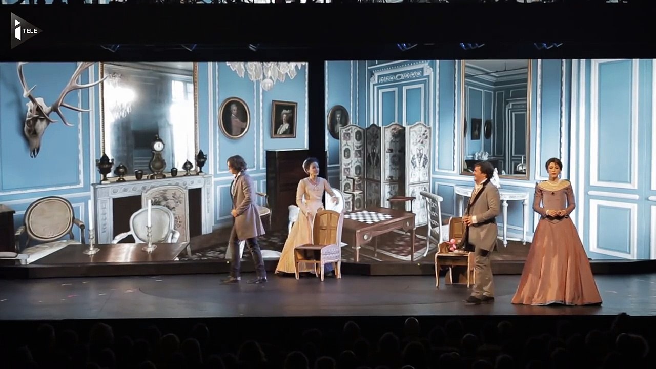 'Le Rouge et le Noir', l'opéra rock à Paris-hZ7RlMtyz8Y