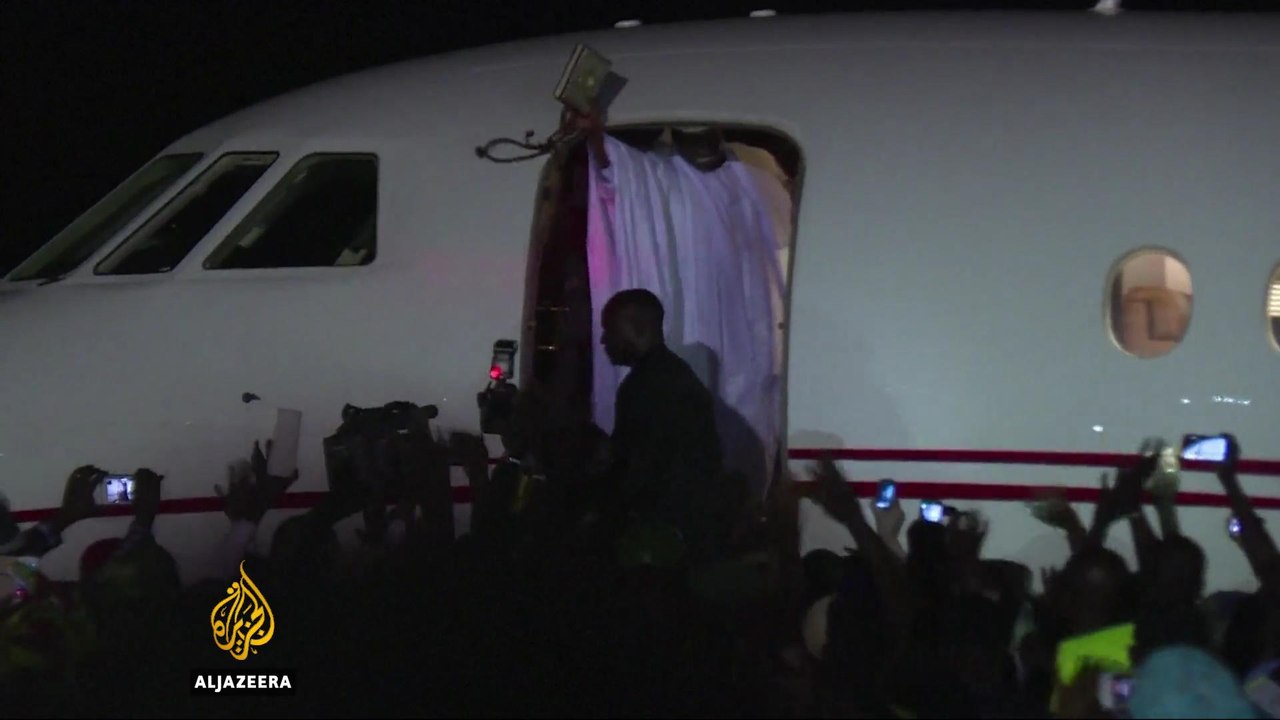 Gambia crisis ends as Yahya Jammeh leaves for exile