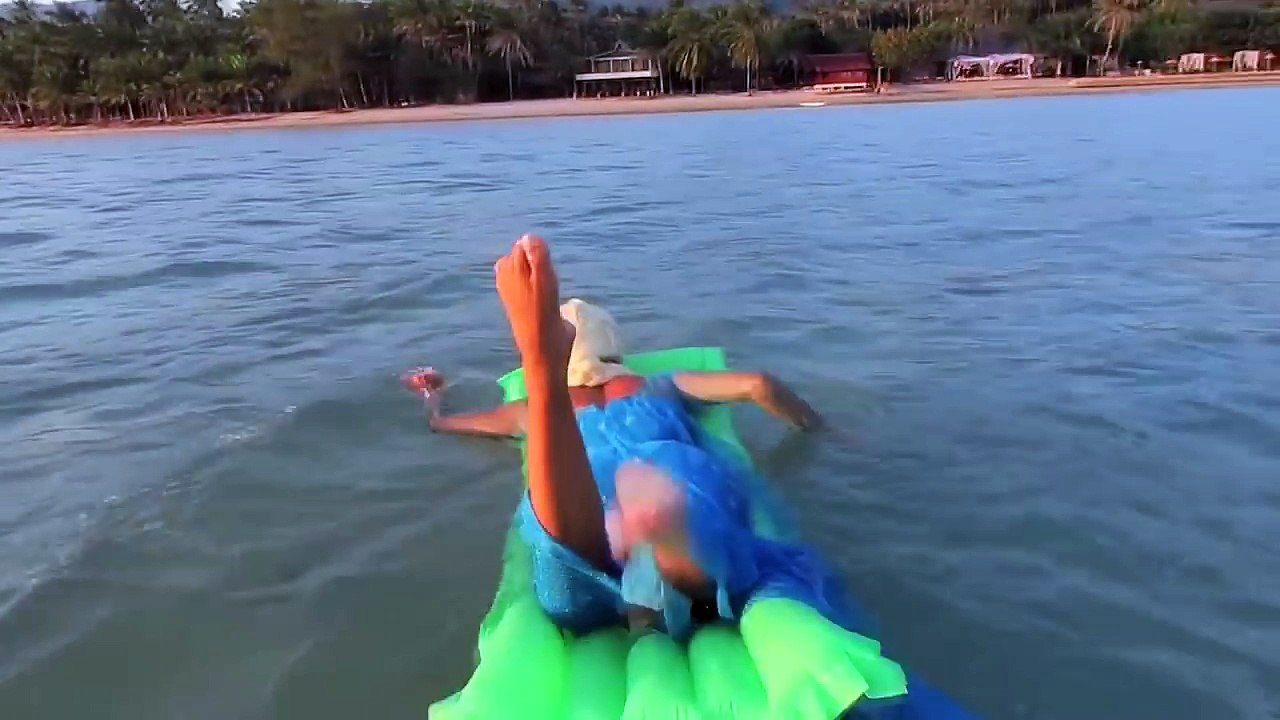 FROZEN ELSA vs SHARK ATTACK PRANK - Funny Superhero Movie in Real Life