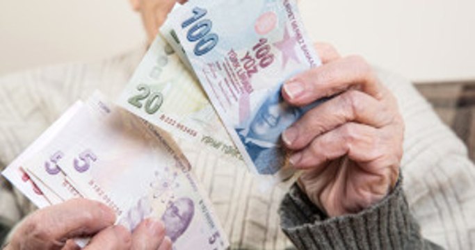 Emeklilerin Beklediği Promosyon Ödemesi Çözüme Kavuşuyor