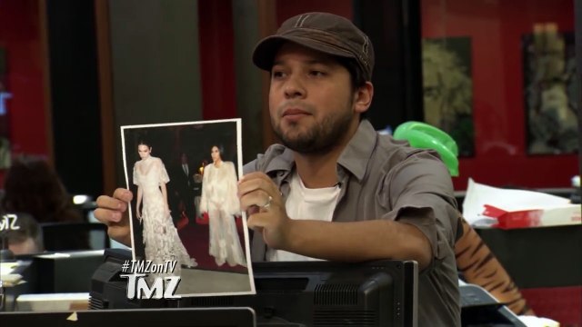 Kim Kardashian and Kendall Jenner Get All Dressed Up For 'Ocean's Eight' _ TMZ TV-Z6otn2gMqDM