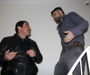 Eroin Bağımlısı Adam  Asansörde Yarı Çıplak Halde Bulundu