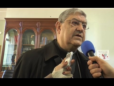 Napoli - Sepe incontra i clochard: Tante storie, tanti drammi. Pregherò per loro (21.01.17)