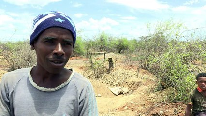 مناجم الياقوت الازرق في مدغشقر تستقطب صيادي الكنوز