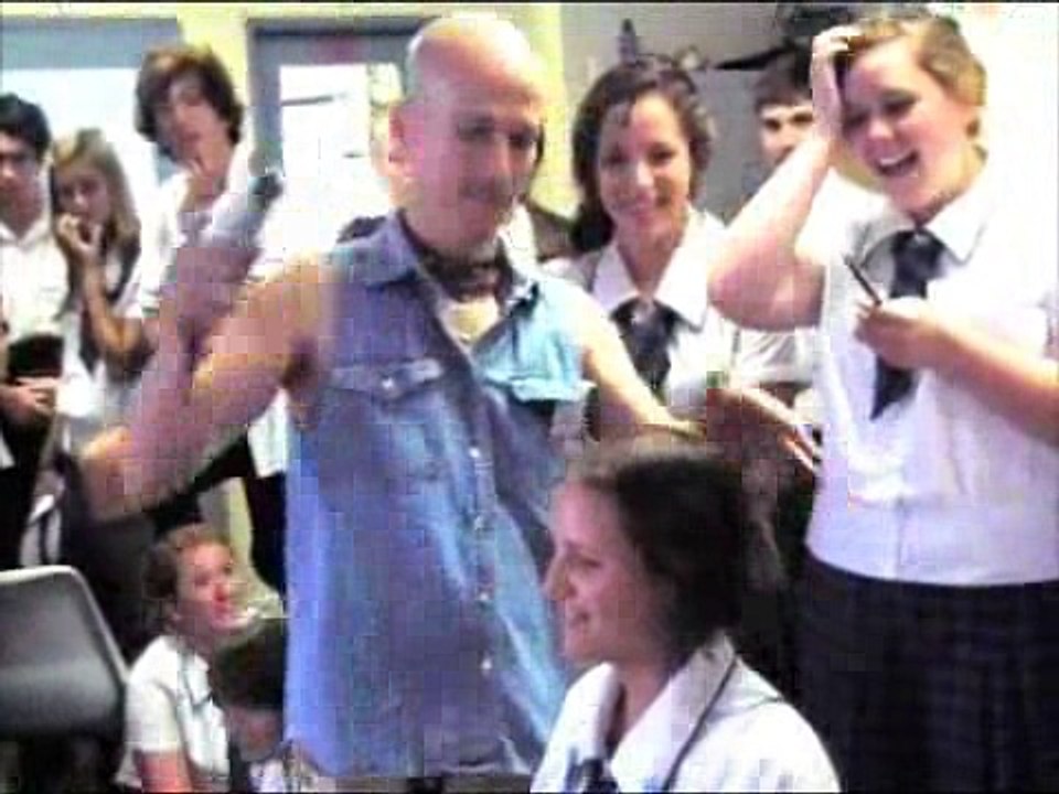 headshave for charity