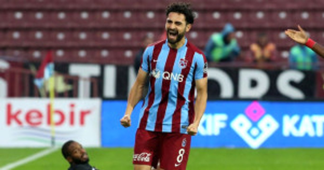 Şenol Güneş, Mehmet Ekici'yi Beşiktaş'a Gelmesi İçin Telefonla Aradı