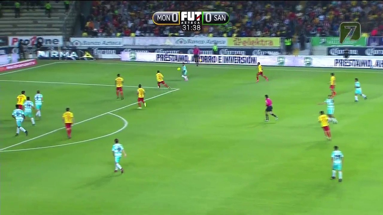 Só falhanços no México e depois golo