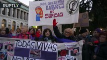 Feminists take to the streets of Madrid to denounce gender-based violence-Hcjy3-AY4ig