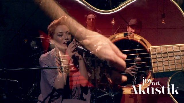 Sibel Tüzün - Karadeniz Potpori Akustik