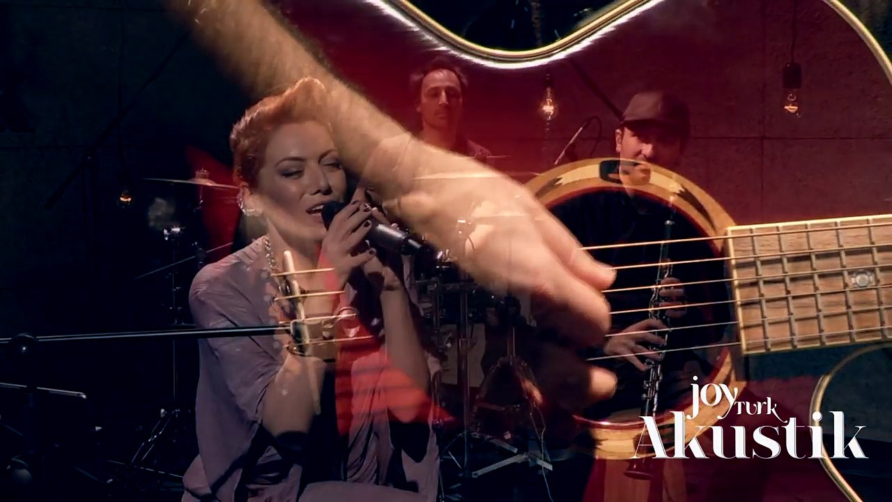 Sibel Tüzün - Karadeniz Potpori Akustik