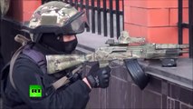 Knock-Knock! Russian Special Forces raid house, find ISIS flag, weapons and ammo-4gXdjLD9Akg