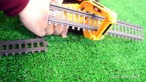 Load the Train Cars!!! Mighty Machines Power Trains Auto Loader City Forklift, Cars, Excavator