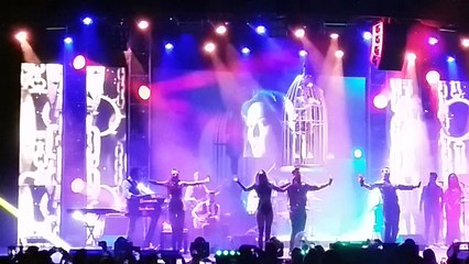 Demet Akalın - Hayalet (Bostancı Gösteri Merkezi) (19.11.2016)