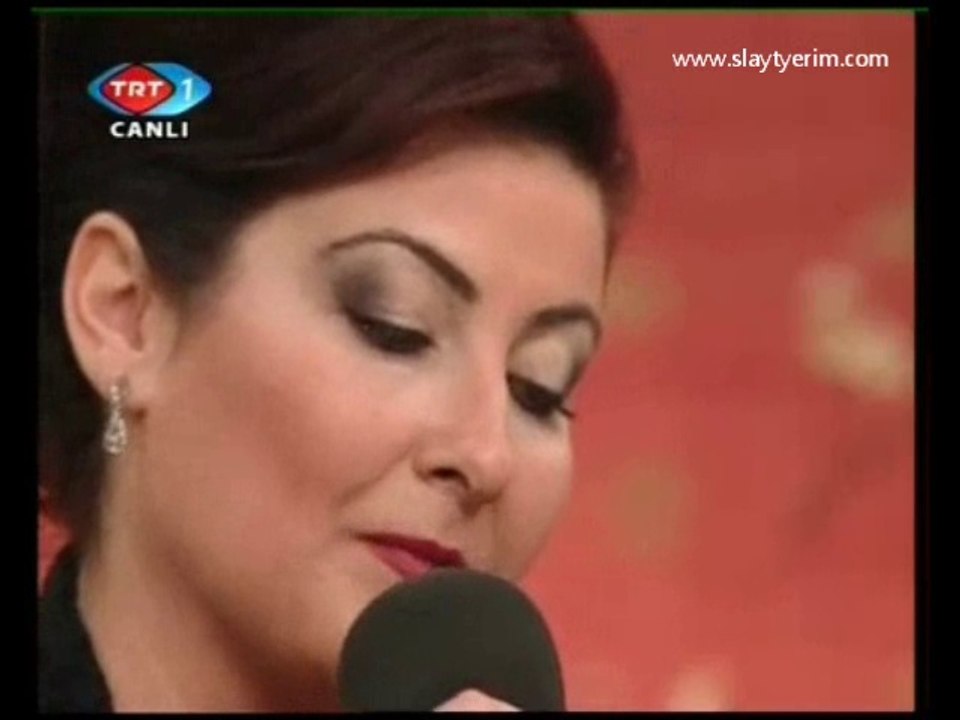 Esat KABAKLI Pencereden Kar - Vatan Bugün Bizden Razı Olacak