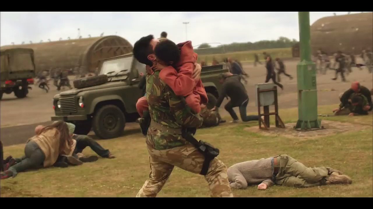 The Girl With All The Gifts Official Trailer 2016