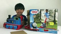 Thomas GO Bubbles Fun Activity for Kids Bubble Playtime Bubble Machines Thomas and Friends