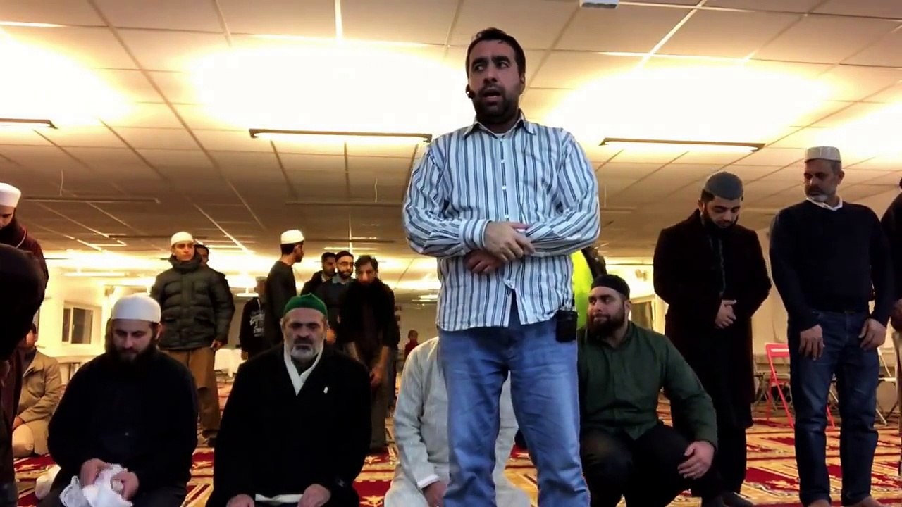 Iqamah Al Salah. Makkah Masjid Al Haram. Sheikh Ali Mullah makami.Kabe muezzini taklidi. Mescidi Haram kamedi. Iqamah al Masjid Al Haram. Beytullah. Haremi serifde kamet. Kabe müezzini Sheikh Ali Mulla taklidi. Iqamah al salah Madinah. Metin Demirtas