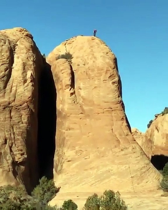 Il descend cette pente à vélo !!!