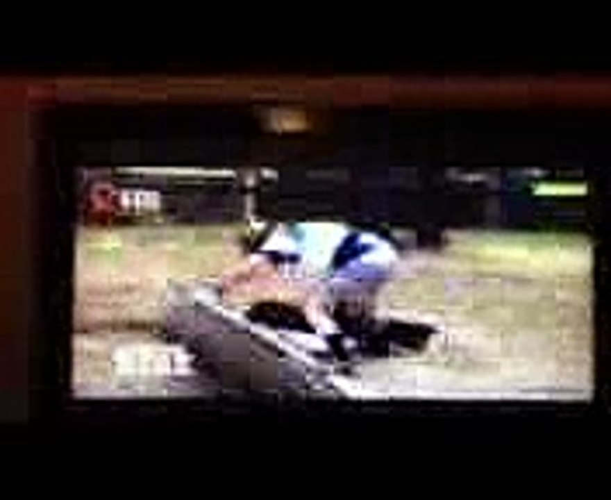 Démontration montage de tente par notre responsable sécurité