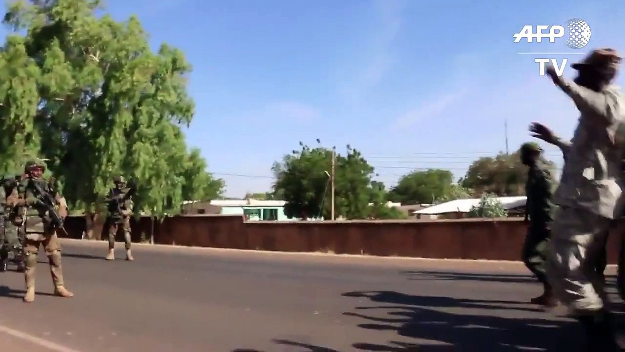Des militaires Gambiens vraiment contre Jammeh et heureux de son départ
