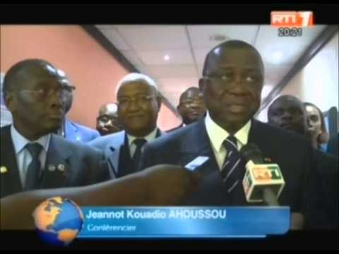 Le ministre d`état auprès du président de la république Invité du Lions Clubs