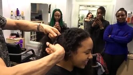 Black girl goes bald in a barbershop-2GvHAm2ptbE