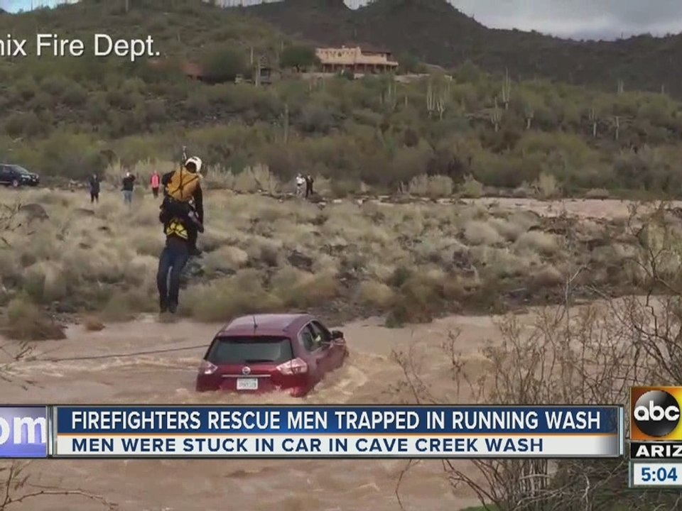 Men rescued from running wash in Cave Creek