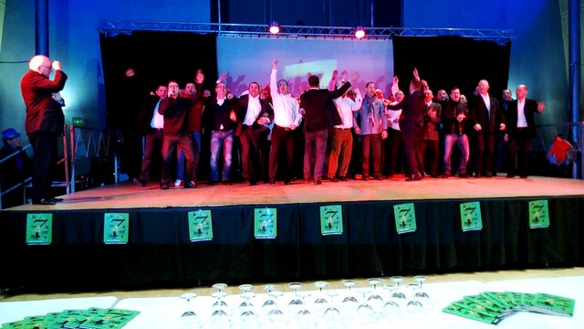 Chansons des conscrits de la « 7 » de Villefranche-sur-Saône : les 50 ans!