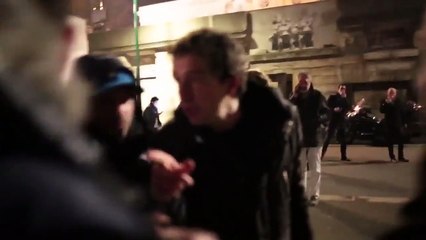 Grosse tension entre Cyrille Eldin et l'équipe de Quotidien près du QG de Benoît Hamon