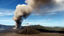 Terre, le compte à rebours a commencé : Volcans - HD (2016)