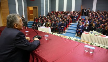 MELİKGAZİ BELEDİYESİNDEN PARK VE BAHÇE İŞÇİLERİNE HİZMET İÇİ EĞİTİM