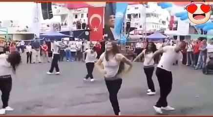 Great Editing -- School Girls and Boys Dj Dance in Modi Song -- New Modi Dj Songs