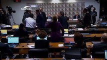 Senadores se desentendem durante sessão da Comissão do Impeachment