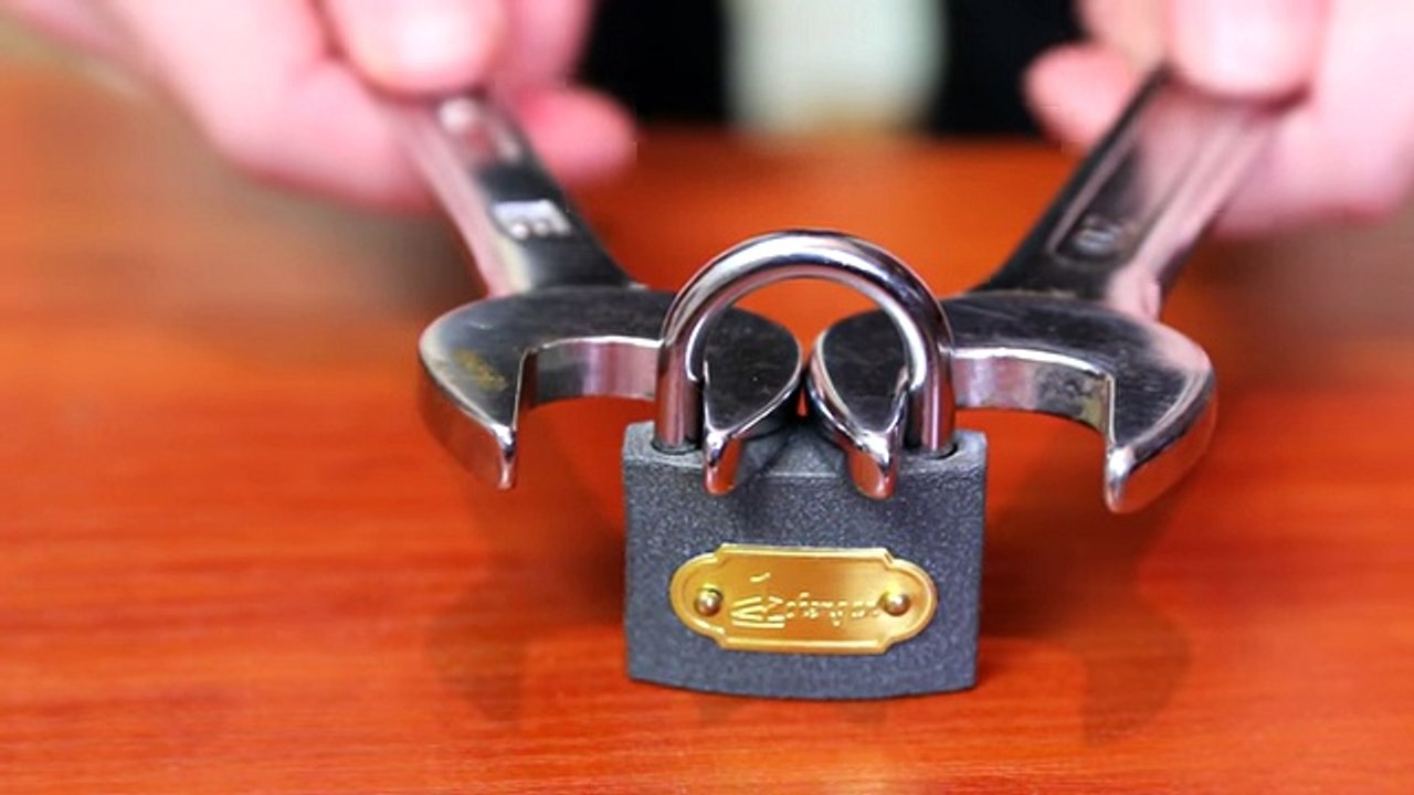 How to open a lock with a nut wrench - Dailymotion