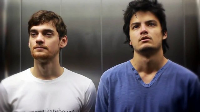 Coisas que Gostaríamos de Dizer No Elevador(720p)