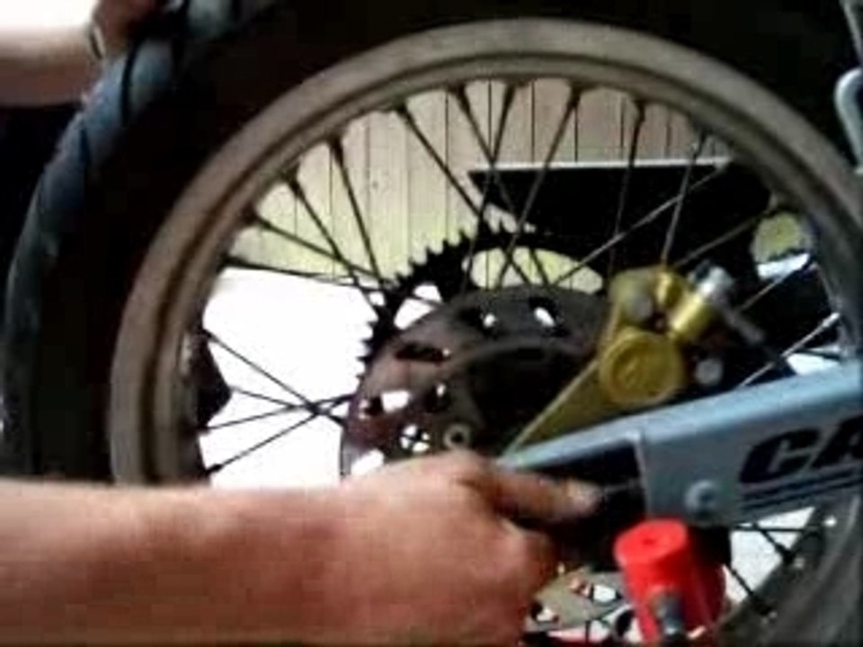 Changement des plaquettes de freins.